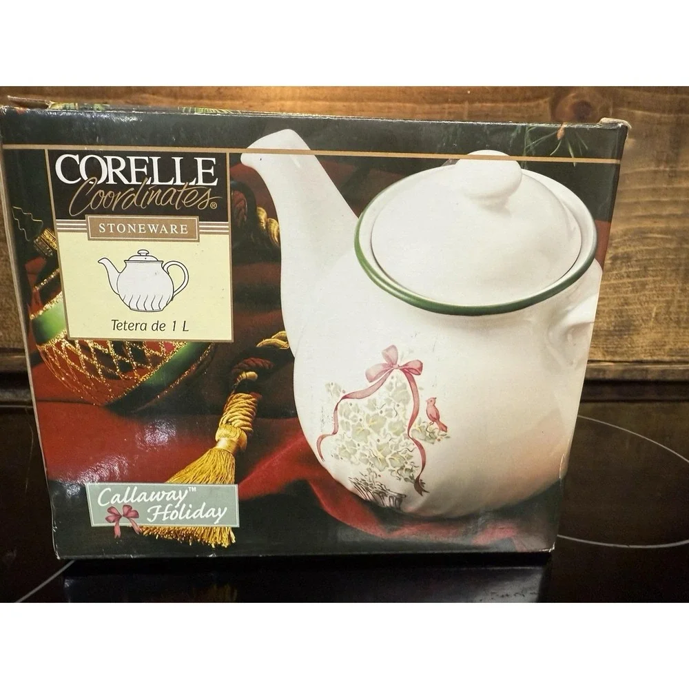 Corelle Holiday Tea Pot‎ Stoneware Callaway Christmas Ivy Topiary Teapot